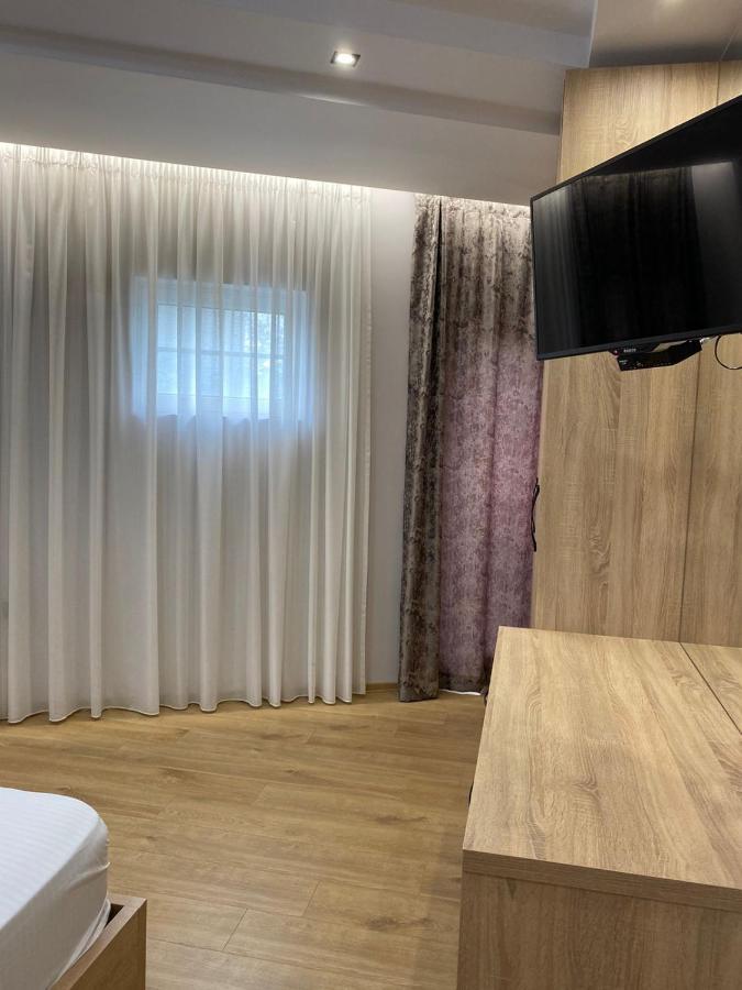 Hotel Golden Elbasan Dış mekan fotoğraf