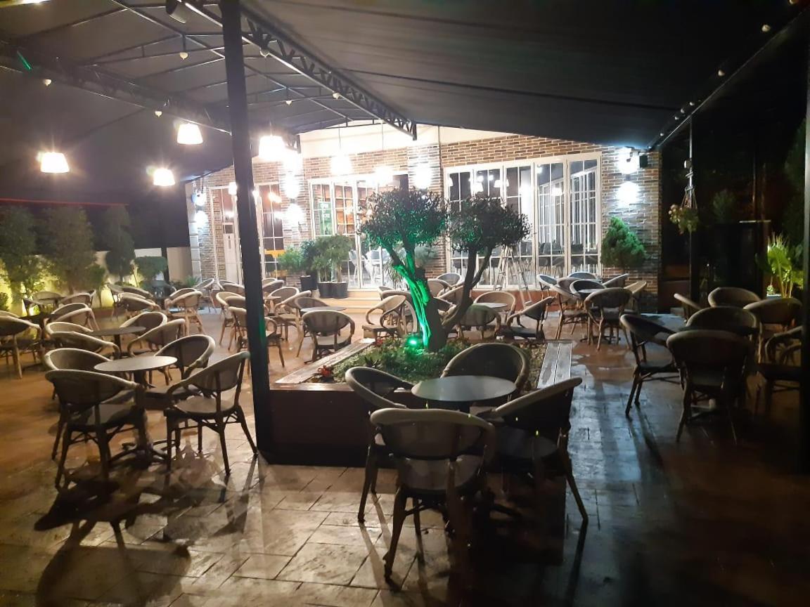 Hotel Golden Elbasan Dış mekan fotoğraf